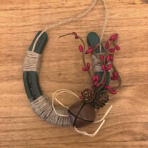 Green Holiday Horseshoe