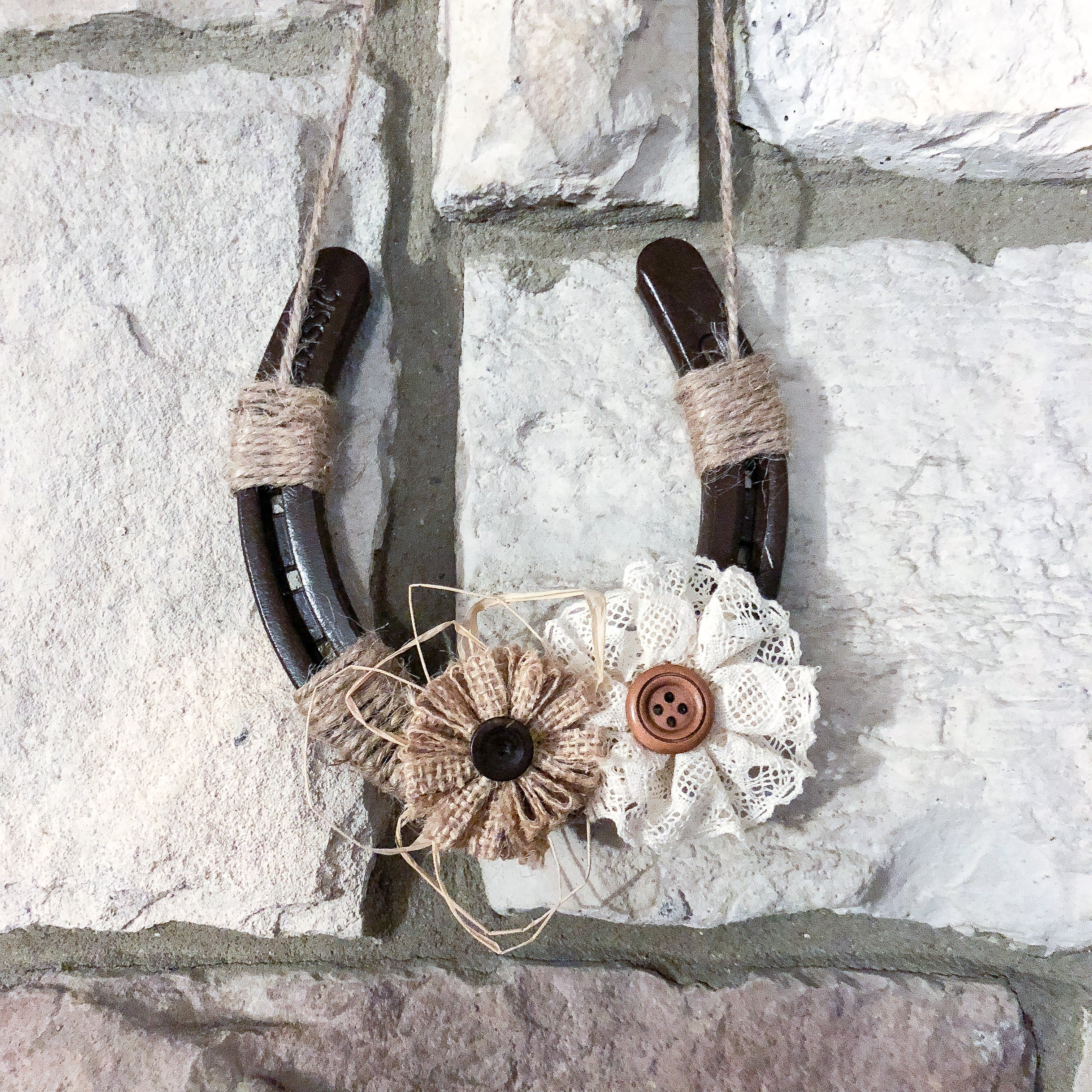 Horseshoe Wall Decor with Fabric Flower – Back Home Country Acres